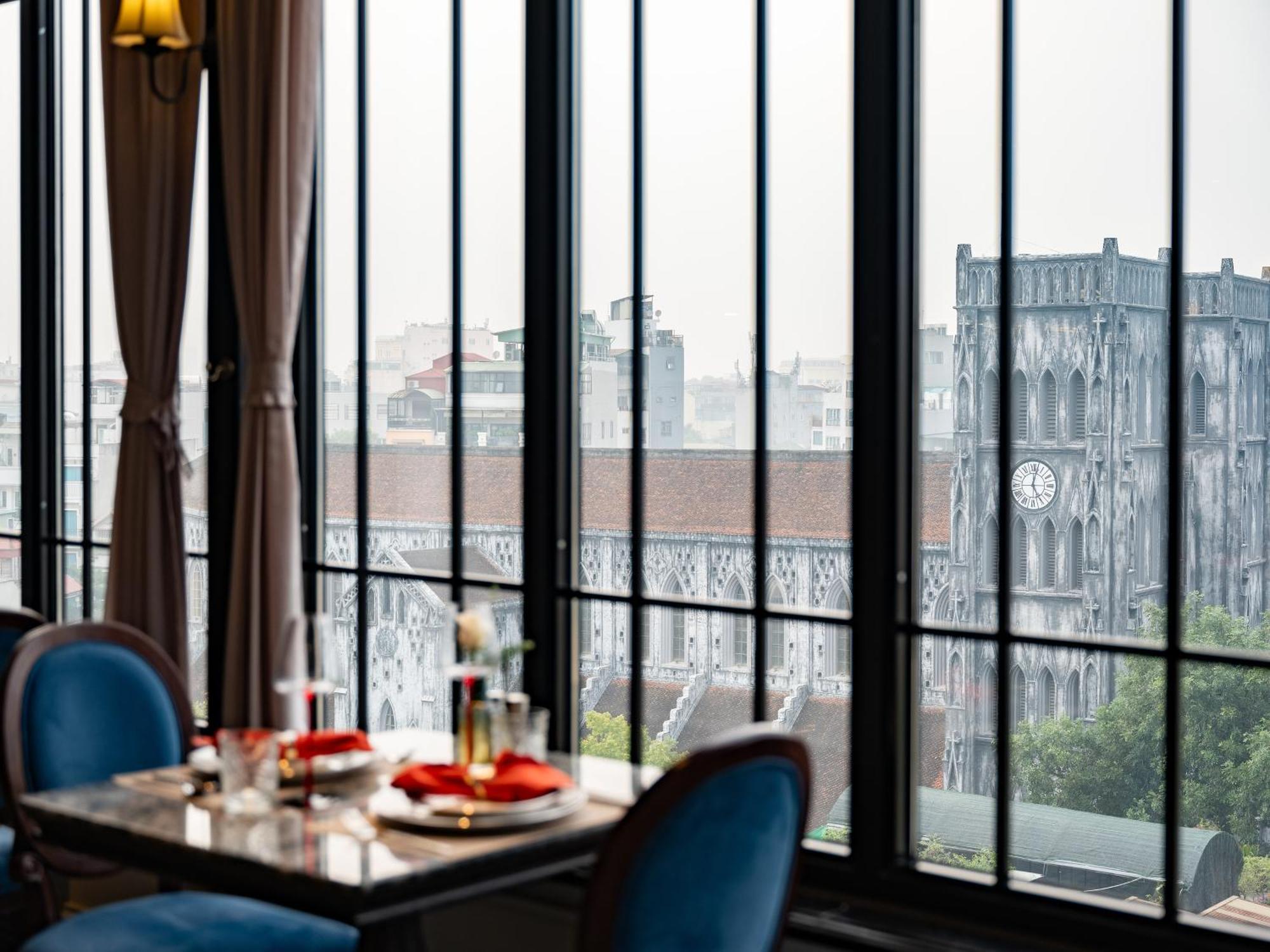 Grand Hotel Du Lac ハノイ市 エクステリア 写真 View from the restaurant