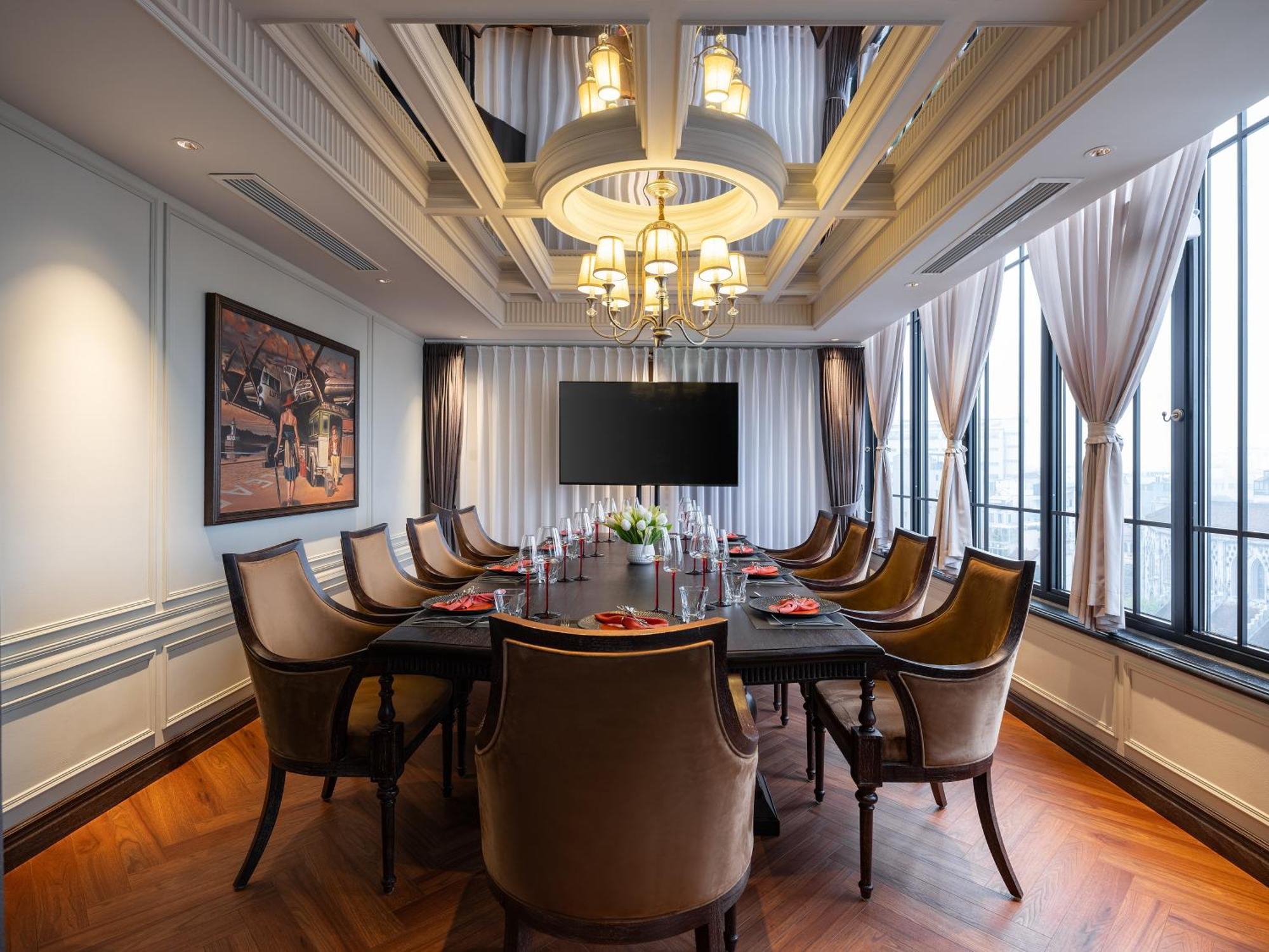 Grand Hotel Du Lac ハノイ市 エクステリア 写真 The Club at The Landmark, Bangkok