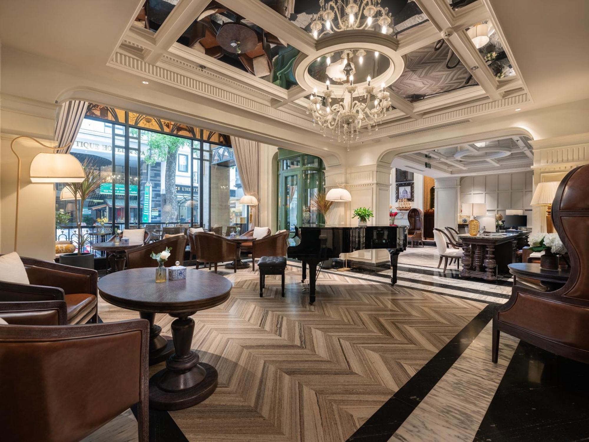 Grand Hotel Du Lac ハノイ市 エクステリア 写真 The lobby of the hotel