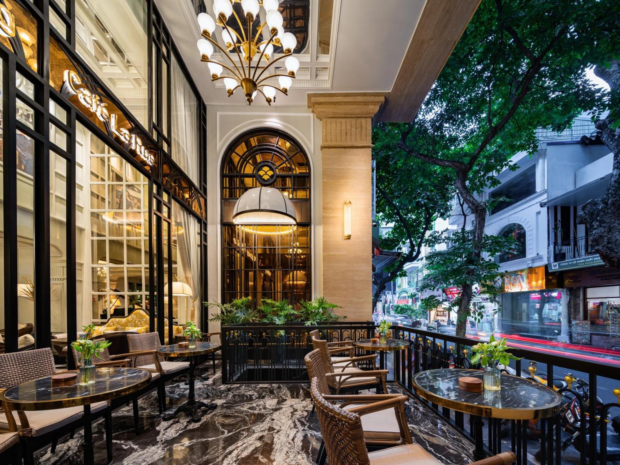 Grand Hotel Du Lac ハノイ市 エクステリア 写真 The hotel's lobby